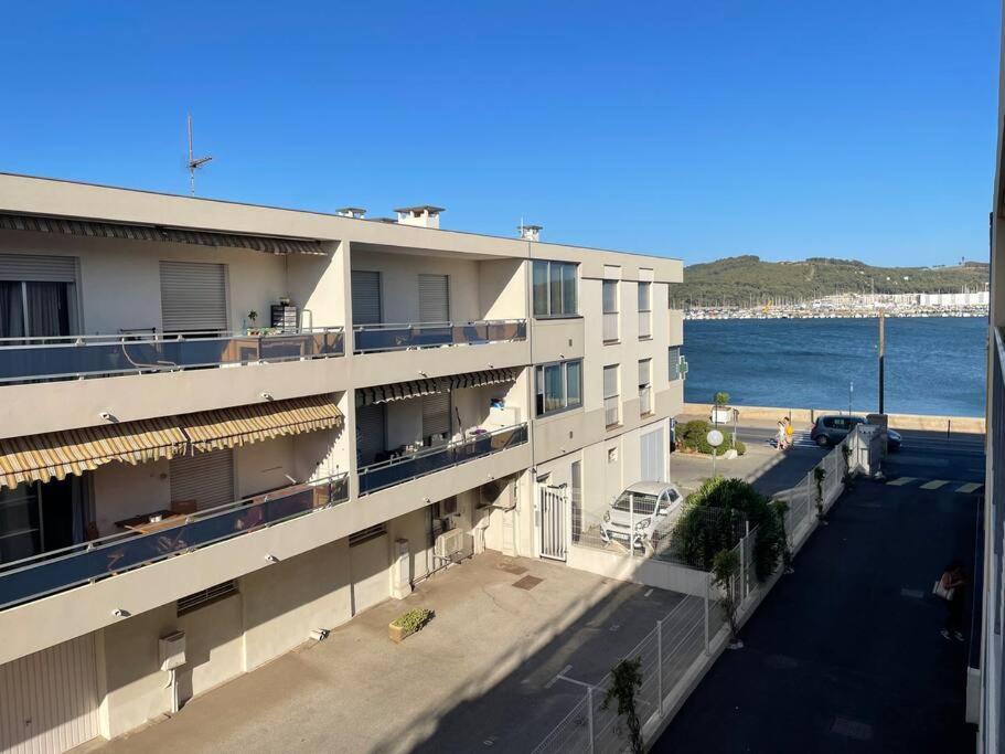 Villa Del Mare Ла Сен-сюр-Мер Екстериор снимка